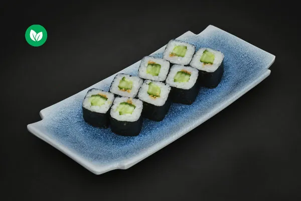 Thin roll with cucumber 8 pcs.