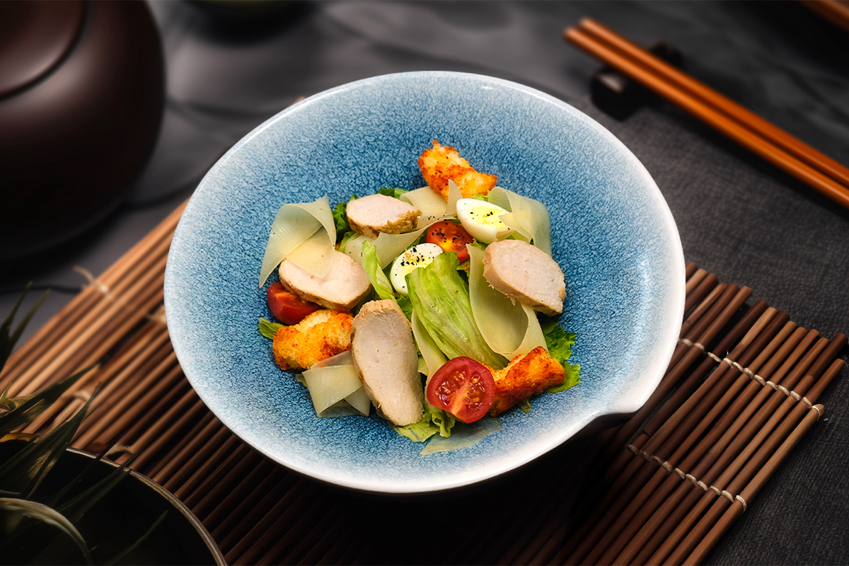 "Ekspress" tovuqli Sezar